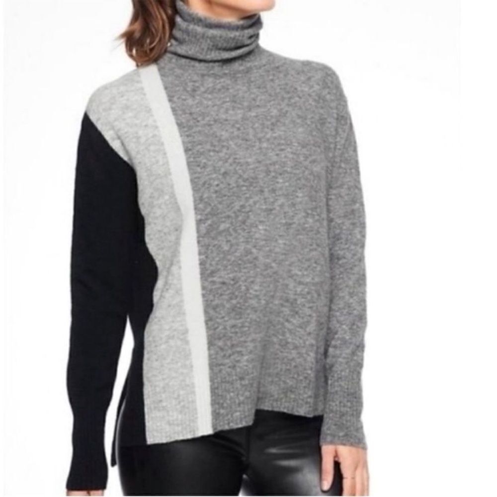 Athleta Transit Colorblock Turtleneck Wool Sweater XS Gray Black